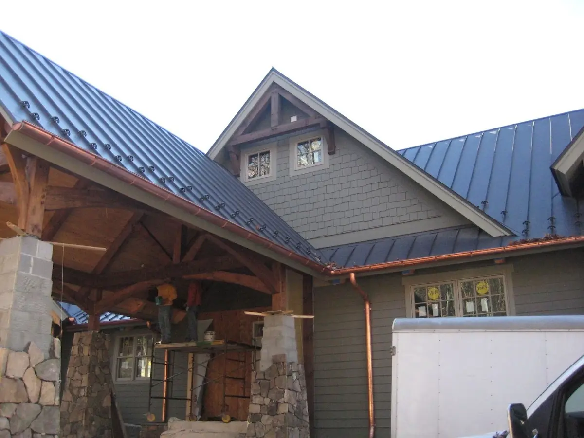 Craftsman Roofing team delivering quality roofing work in New Suffolk